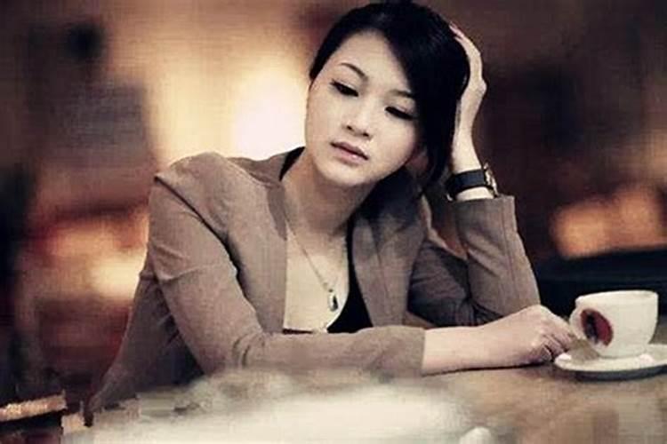 什么样的八字 婚外情出轨严重