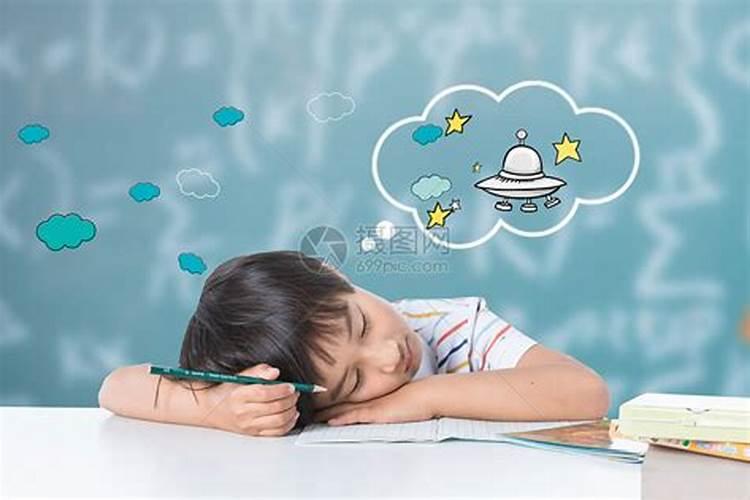梦见上学迟到但路上好多人