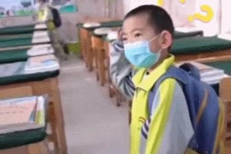 梦见自己回到学校上学是什么意思