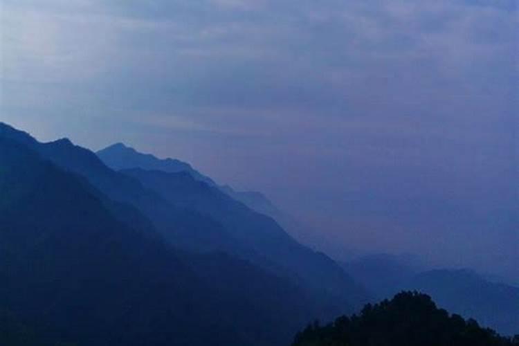 梦见大山在眼前的预兆