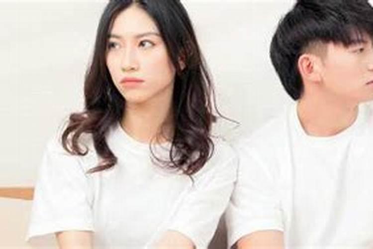 梦到男友的前女友是什么意思