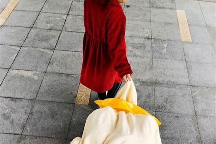 梦见和妹妹一起散步的预兆