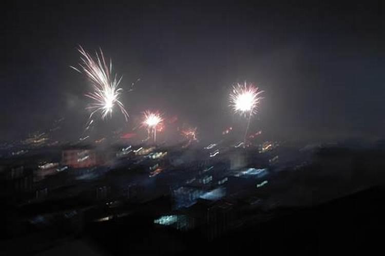 ...可以放烟花2024年燃放烟花爆竹最新规定会取消禁放吗