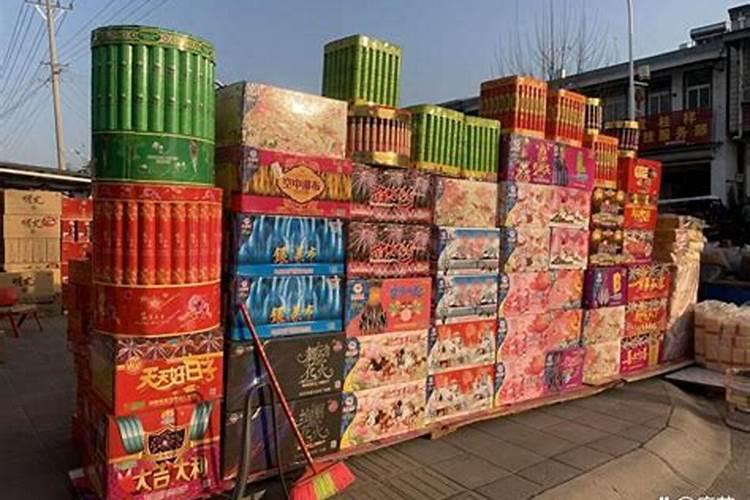 为什么春节要禁放烟花爆竹？