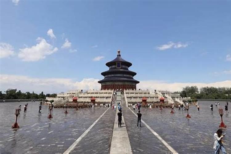 五行属火一帆风顺的李姓男孩名字有哪些