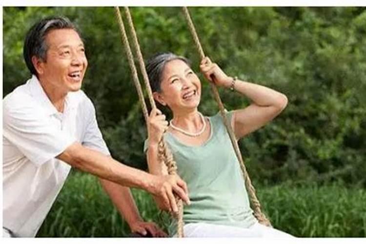 周九良素手弹三弦怎么了