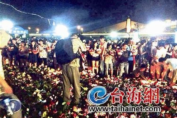 梦见给花浇水的预兆