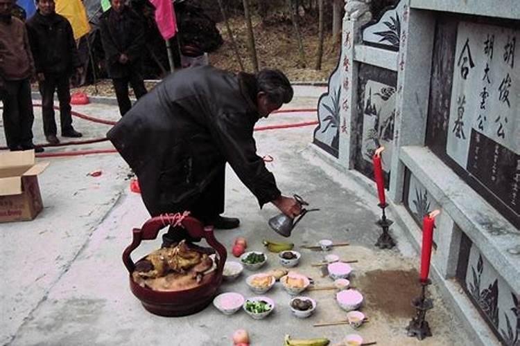 立碑是立在脚头还是头顶立碑什么时候立最好