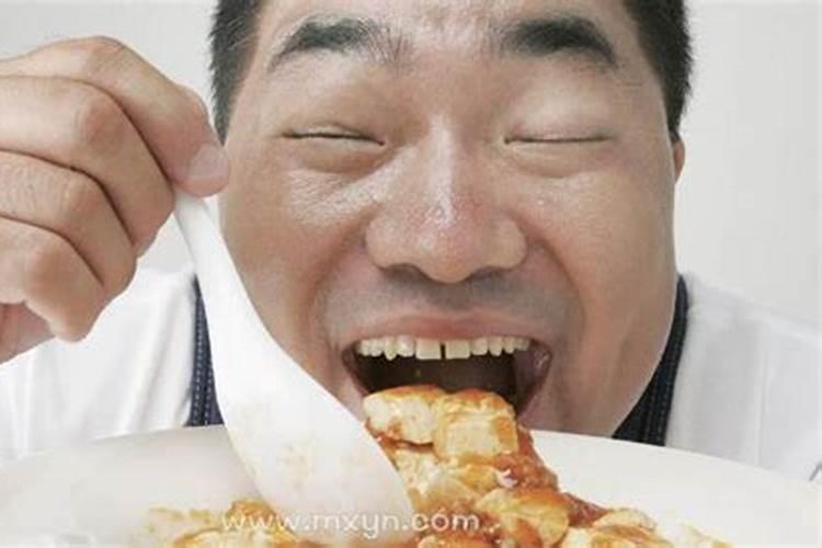 梦见自己吃东西吃到撑的预兆