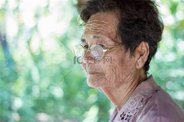 梦见肚子大是什么意思？