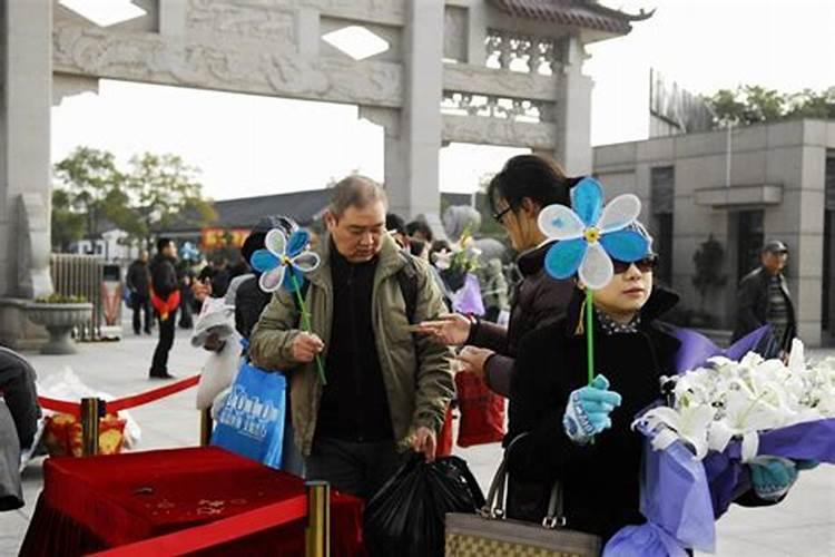 2035年元旦春节清明节劳动节端午节中秋节国庆节放假是什么样子？怎么放 ...