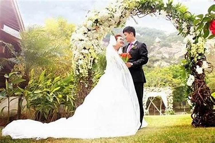 梦见别人结婚是什么征兆？