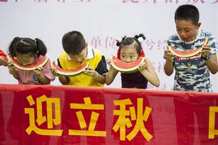 属鼠的中秋节出生命运怎么样？八月十五中秋出生的属鼠人好吗