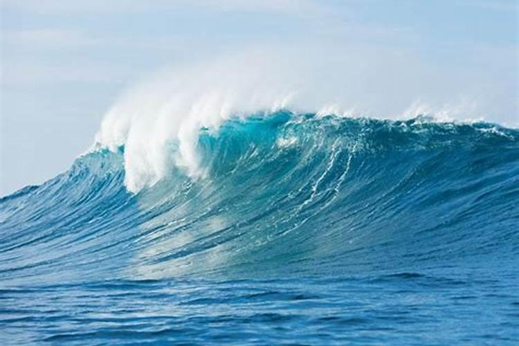 梦见大海波浪汹涌的预兆