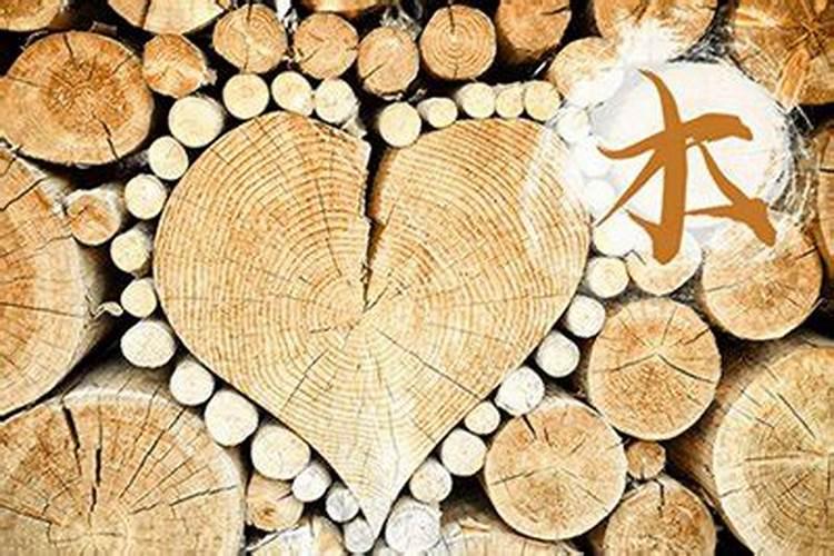 ...的亲人烧纸钱？在哪里烧？听说要画个圈,写上名字,可是,我不知道...