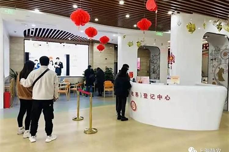 保险公司的爱情保险怎么拿回钱