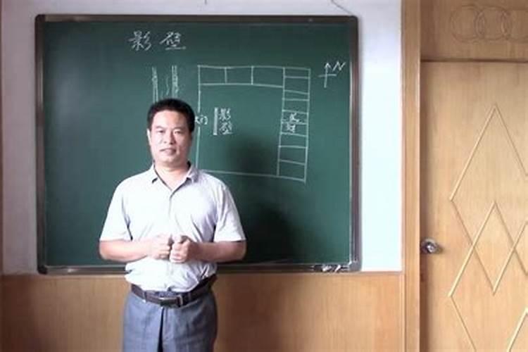 为什么有时称女士为“先生”？