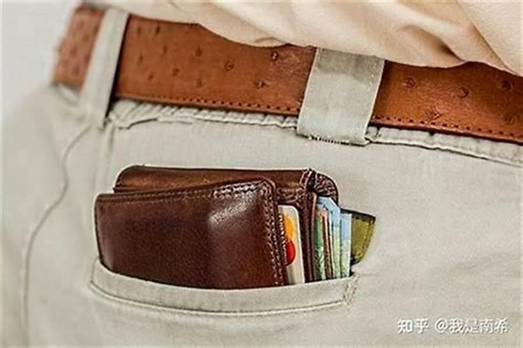 2025年属蛇本命年犯太岁吗