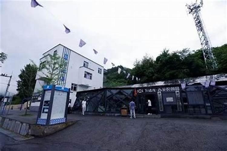 请问到北京哪个寺庙祈求病人康复比较好？怎样去？应该怎样求佛？