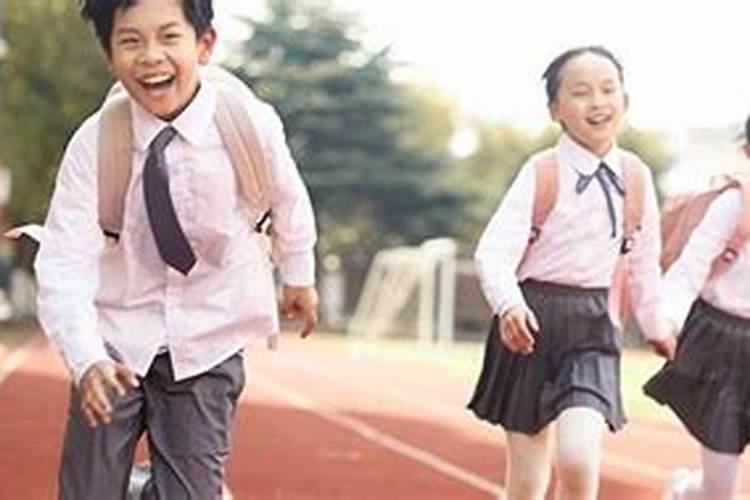 梦见很多人一起跑步什么意思