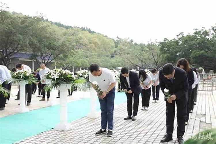 什么是八字天干丙辛合化水成功的条件？