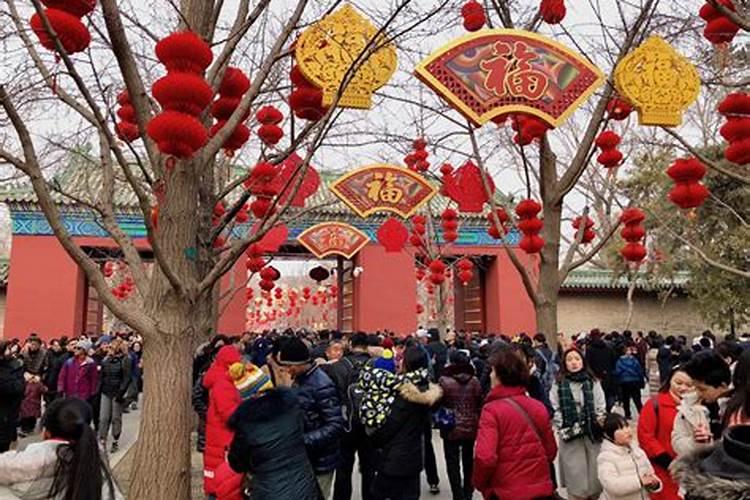 2022年正月初二去寺庙好不好 有什么讲究