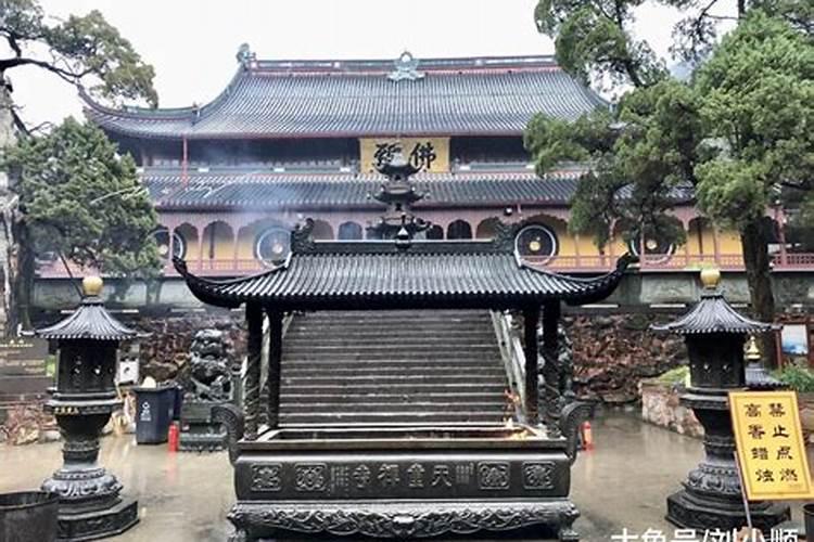 祭拜婴灵 给婴灵立神主牌 是要找神婆还是去什么庙里？求具体答案