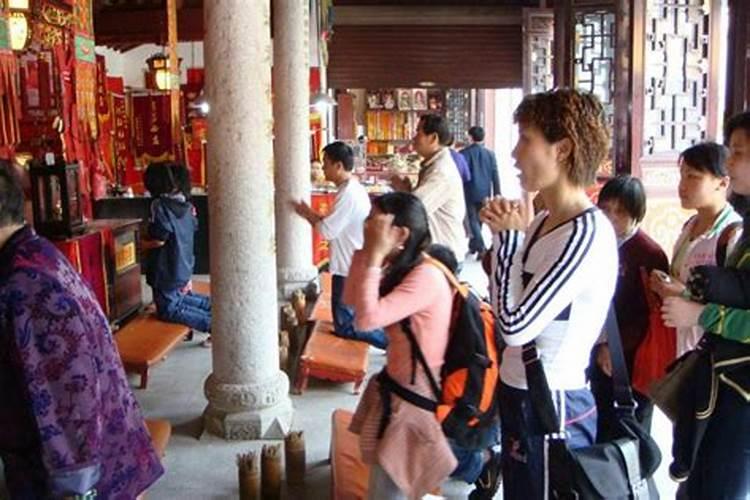 本命年当伴郎的后果当伴郎沾喜气可以转运？