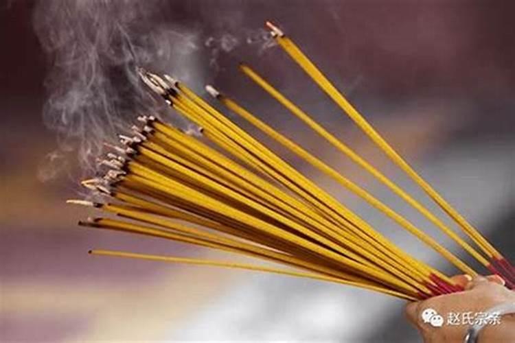 财神爷和鱼缸摆对面好吗？
