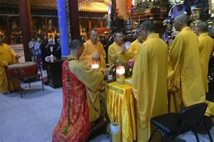 元宵节的由来50字元宵节的由来与传说简写