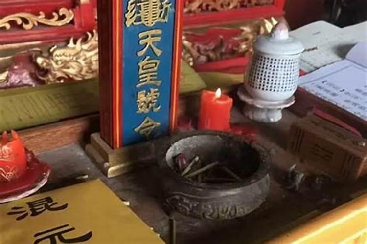 梦见大红棺材是什么意思有什么预兆
