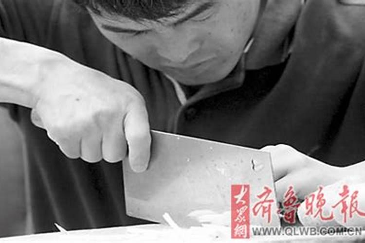 ...半信半疑,近期有人看了我的生辰,对我说了很多,还算挺准,说我...