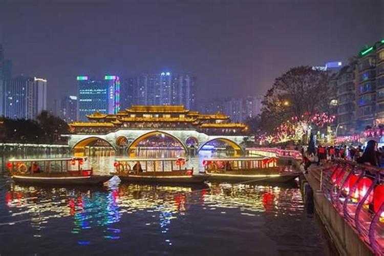 属鸡在2025蛇年运气怎么样
