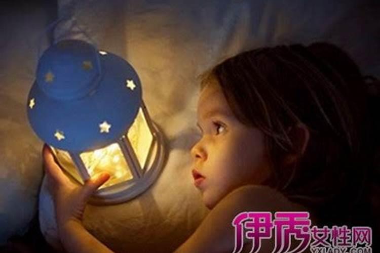 梦见别人家过世老人的预兆