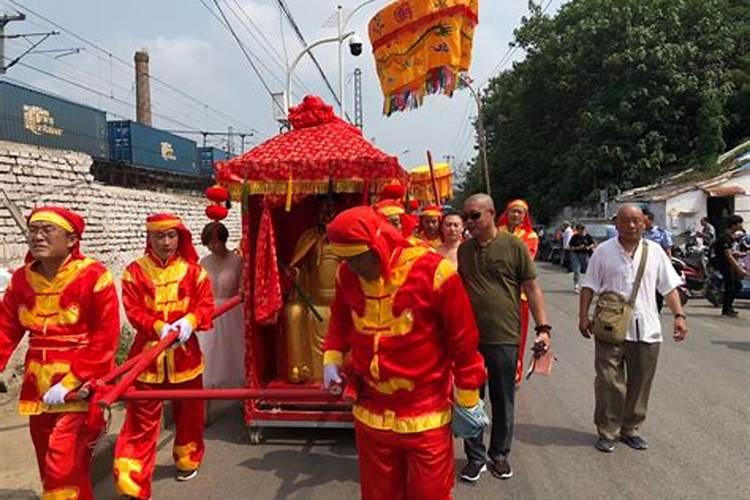 七月十五日祭祖上坟时间有什么讲究？