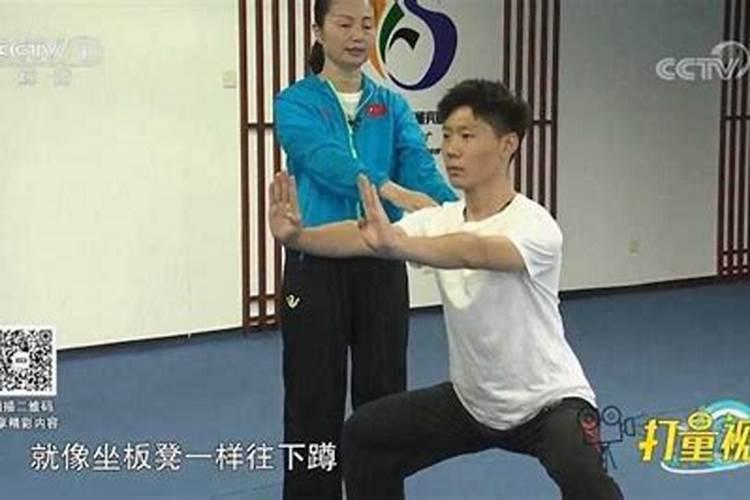 吃灶糖的灶王由来