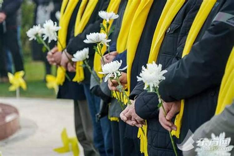 清明节到了,现在都提倡文明祭司,怎么在网上祭奠自己的亲人