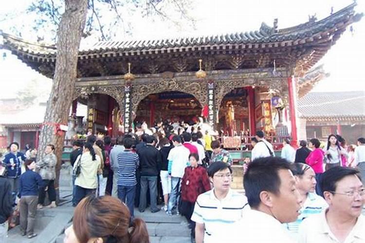 请问一下五台山哪个庙求姻缘