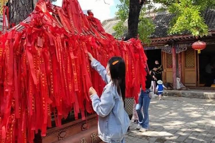 五台山求什么zui灵验,求姻缘、求财、求平安、求事业都可以