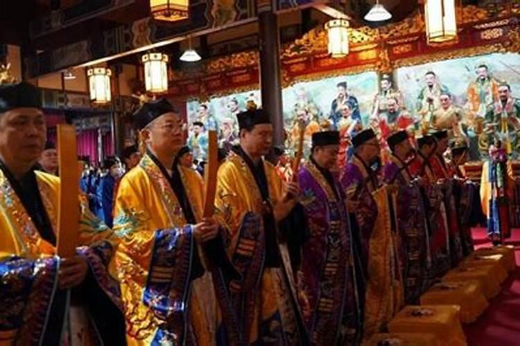 算卦比如八字六父紫薇等等需要精确到分钟吗