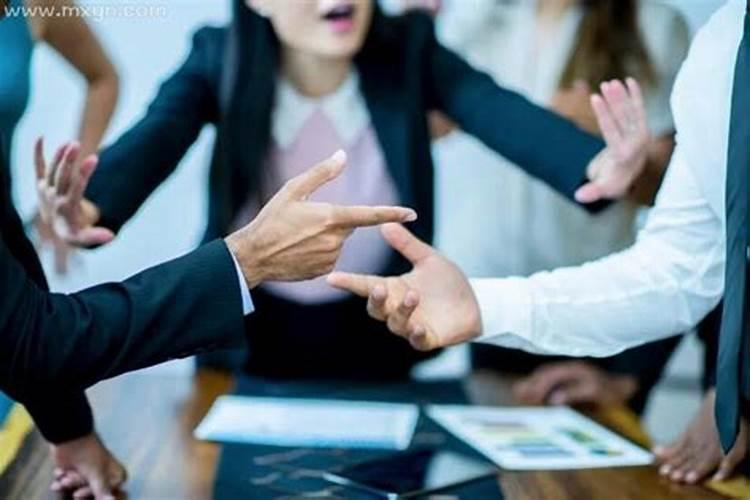梦见和别人发生冲突的预兆