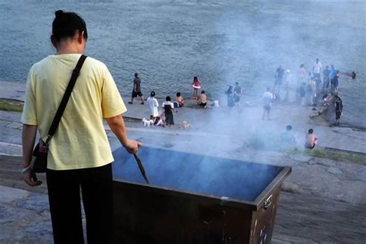 中元节怎么烧纸？