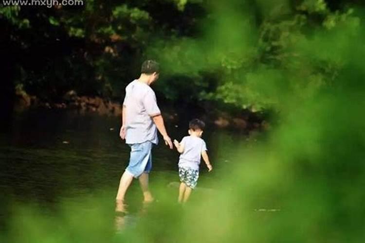 母亲梦见自己的孩子丢了预示什么,梦见孩子丢失预示什么