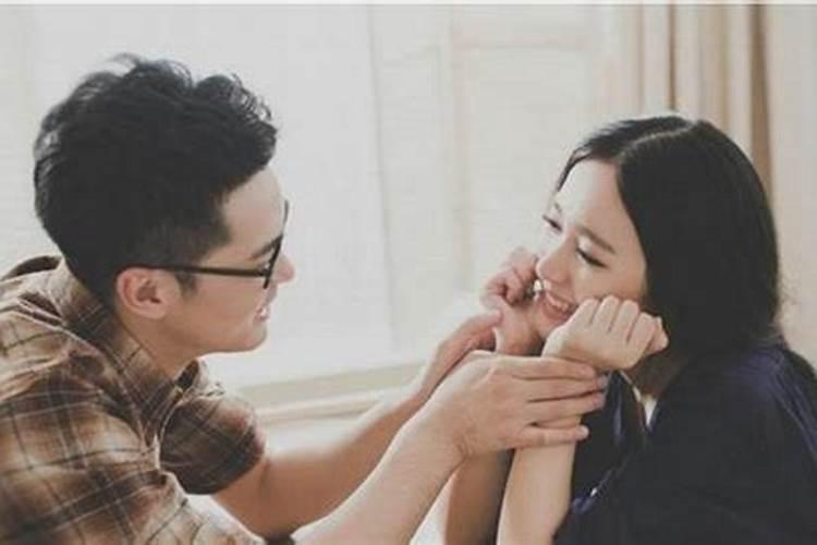 女人梦见单位同事什么意思