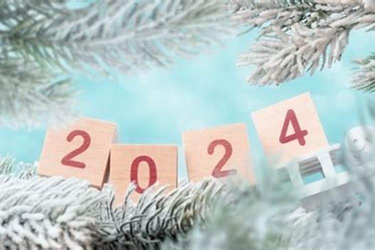 72年属鼠女2025年的运程和每月运势
