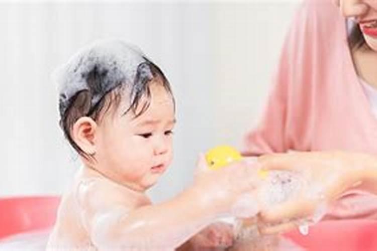 梦见给死去的人洗澡的预兆