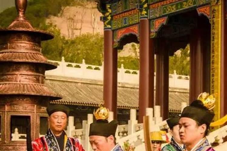 2025年的蛇五行属什么命