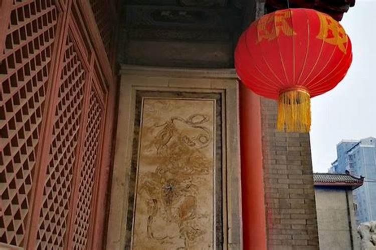上坟的时间是几月份？