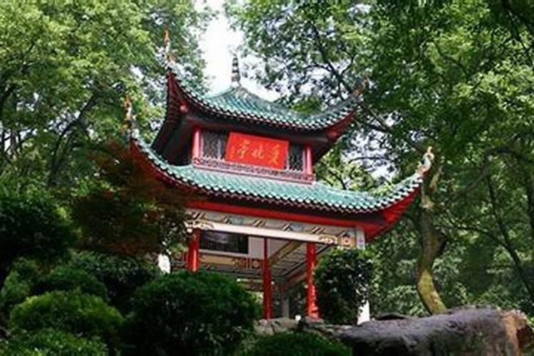 云麓宫的历史沿革