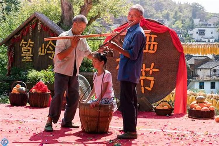 92年农历9月9日重阳节下午13点出生的五行缺什么？